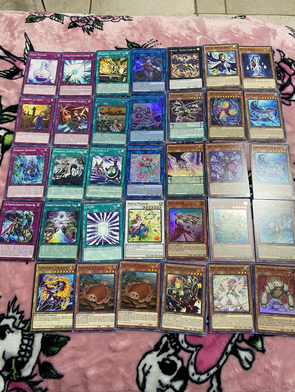 Yu-Gi-Oh Card Lot